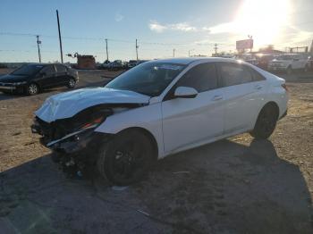  Salvage Hyundai ELANTRA