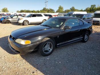  Salvage Ford Mustang