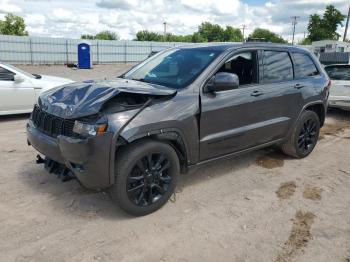  Salvage Jeep Grand Cherokee