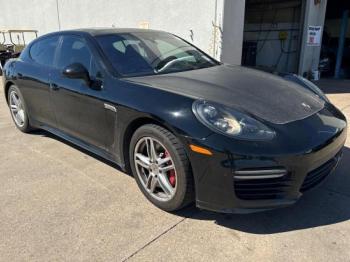  Salvage Porsche Panamera