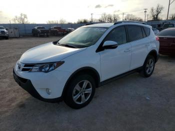  Salvage Toyota RAV4