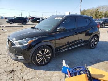  Salvage Nissan Kicks