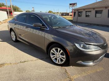  Salvage Chrysler 200