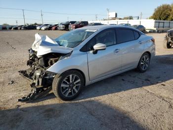  Salvage Nissan Versa