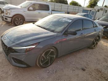  Salvage Hyundai ELANTRA