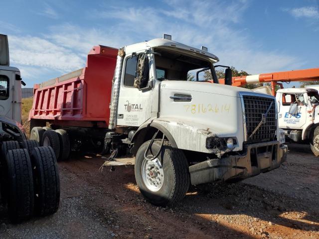  Salvage Volvo Vhd