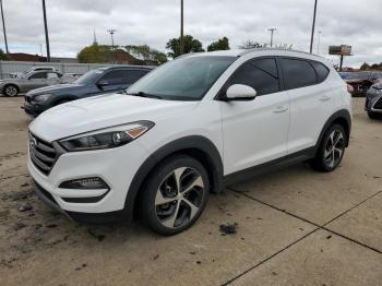  Salvage Hyundai TUCSON