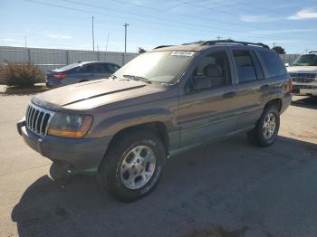  Salvage Jeep Grand Cherokee