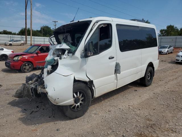  Salvage Mercedes-Benz Sprinter