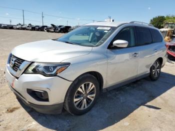  Salvage Nissan Pathfinder