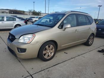  Salvage Kia Rondo