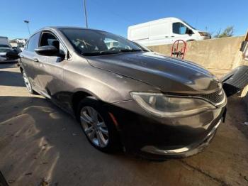  Salvage Chrysler 200