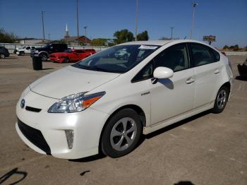  Salvage Toyota Prius