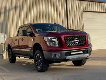  Salvage Nissan Titan