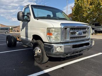  Salvage Ford Econoline