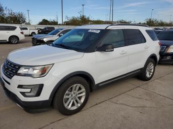  Salvage Ford Explorer