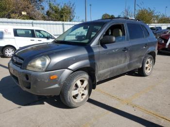  Salvage Hyundai TUCSON