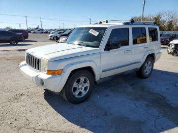  Salvage Jeep Commander