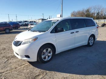  Salvage Toyota Sienna