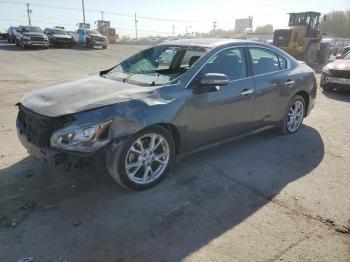  Salvage Nissan Maxima