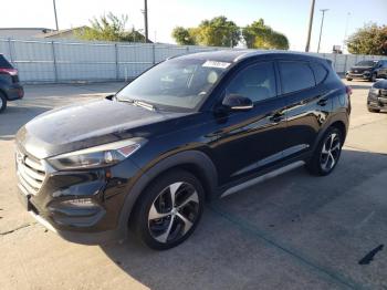  Salvage Hyundai TUCSON