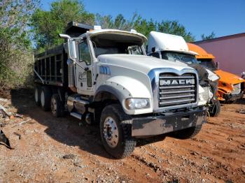  Salvage Mack 700 Gu700