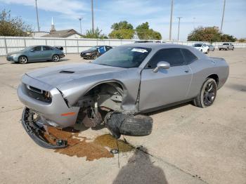  Salvage Dodge Challenger