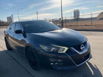  Salvage Nissan Maxima