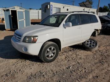  Salvage Toyota Highlander