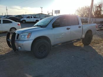  Salvage Nissan Titan