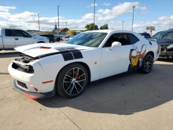  Salvage Dodge Challenger