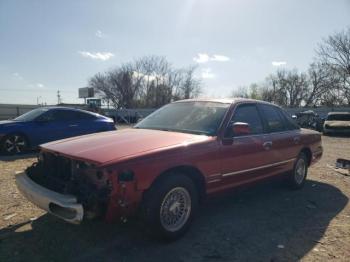  Salvage Ford Crown Vic