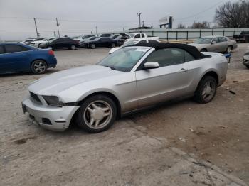  Salvage Ford Mustang