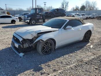  Salvage Ford Mustang