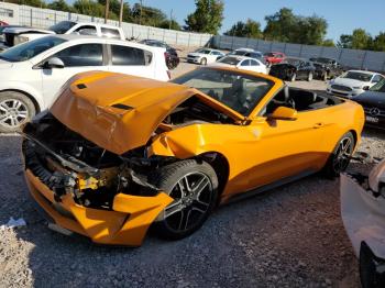  Salvage Ford Mustang