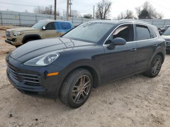  Salvage Porsche Cayenne