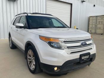  Salvage Ford Explorer