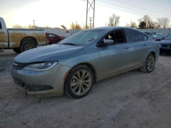  Salvage Chrysler 200