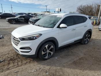  Salvage Hyundai TUCSON