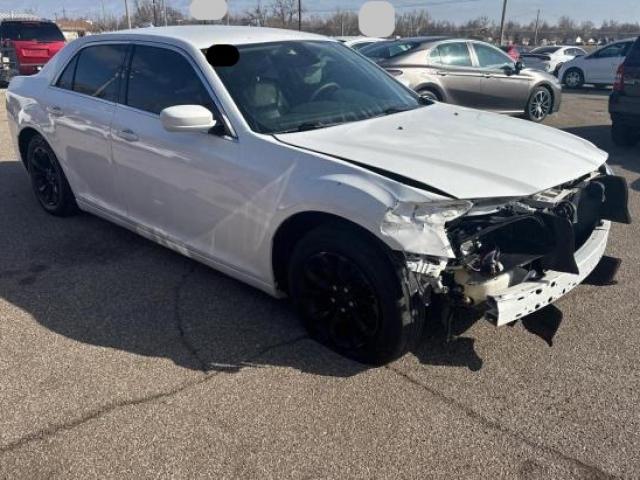  Salvage Chrysler 300