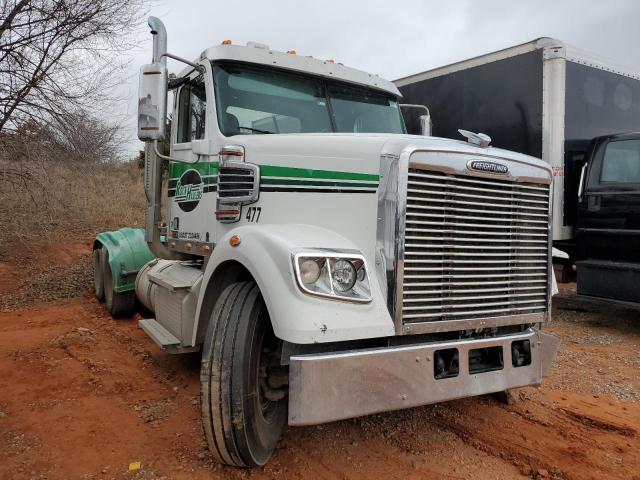  Salvage Freightliner 122sd