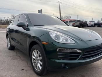  Salvage Porsche Cayenne