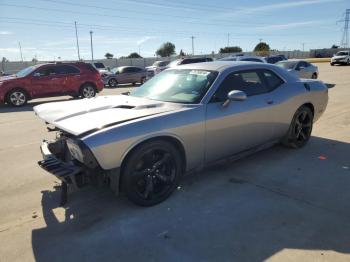  Salvage Dodge Challenger