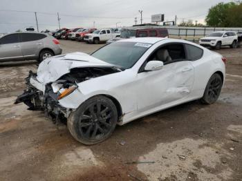  Salvage Hyundai Genesis