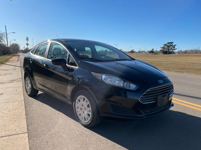  Salvage Ford Fiesta