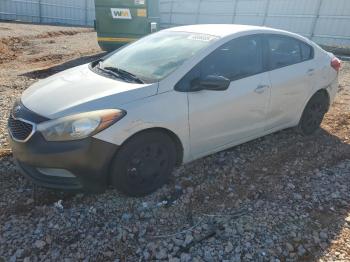  Salvage Kia Forte