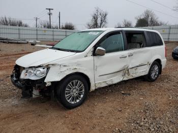  Salvage Chrysler Minivan