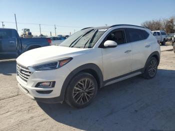  Salvage Hyundai TUCSON