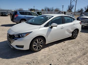  Salvage Nissan Versa