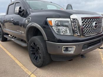  Salvage Nissan Titan